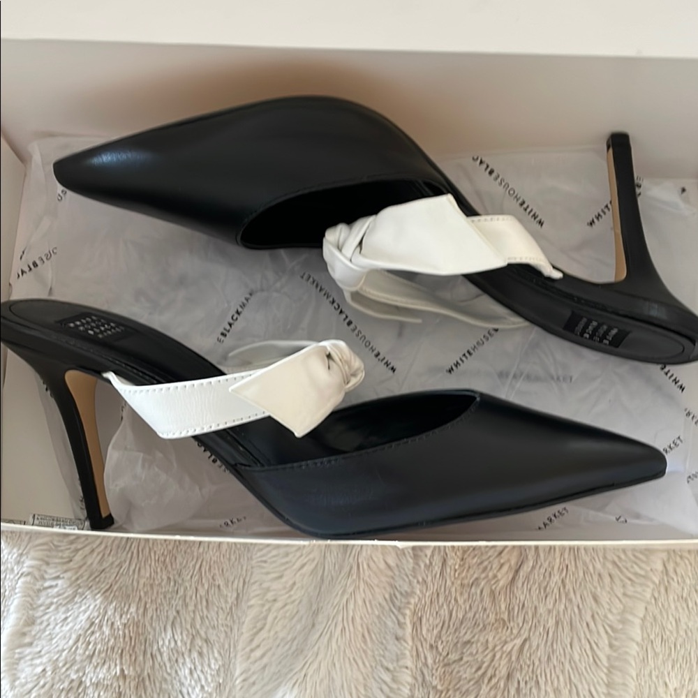 NEW! White House Black Market Black/White Heels-Bow. Genuine leather.